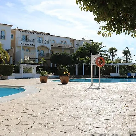 Hotel Cvl Club House