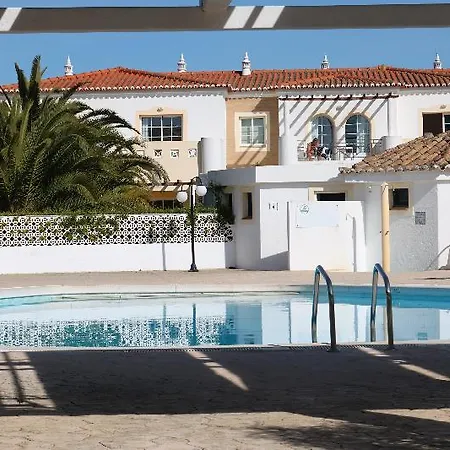 Cvl Club House 4*